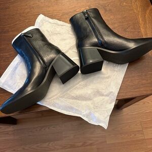 Sam Edelman Winnie Black Leather Boots
